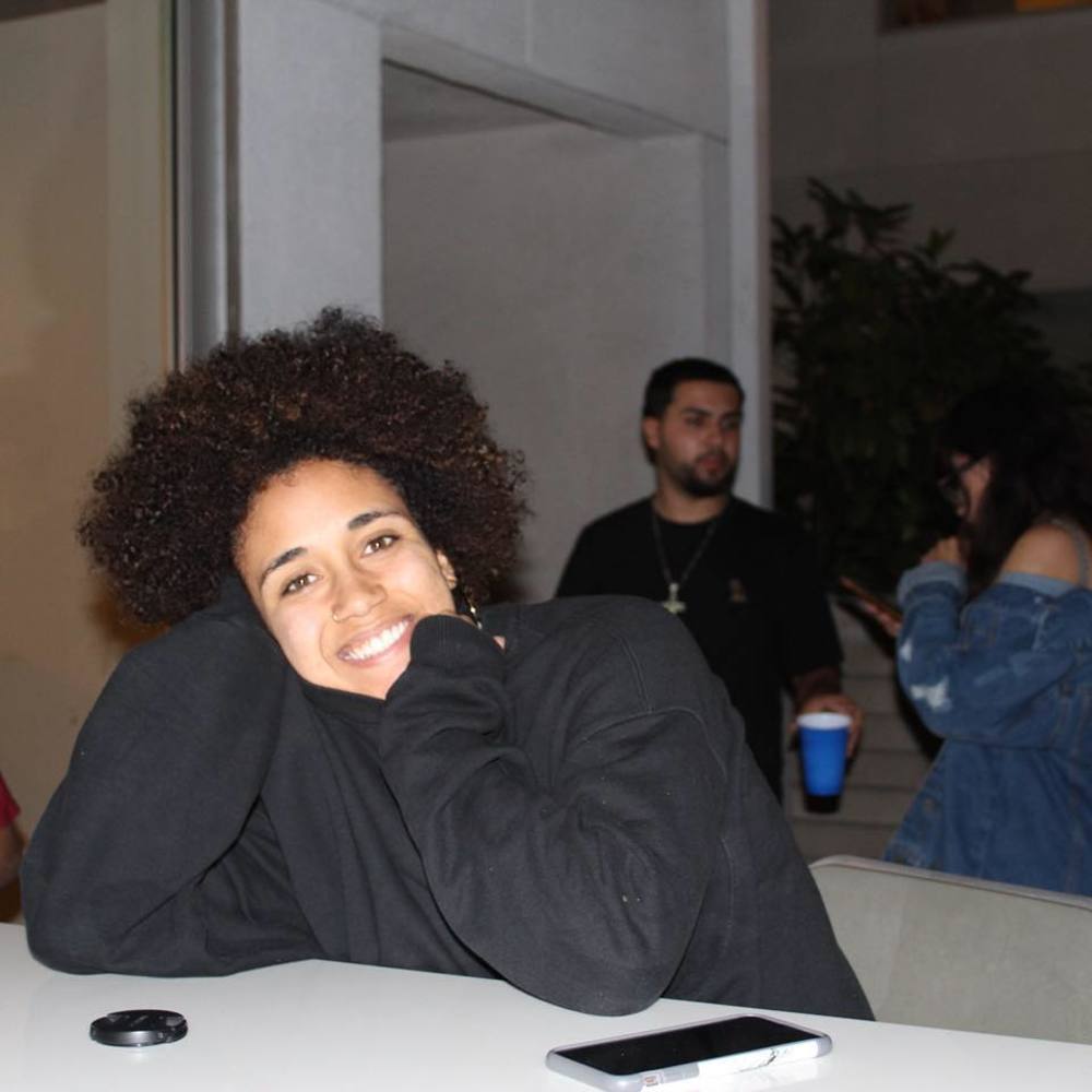 Meet your Posher, Zoë